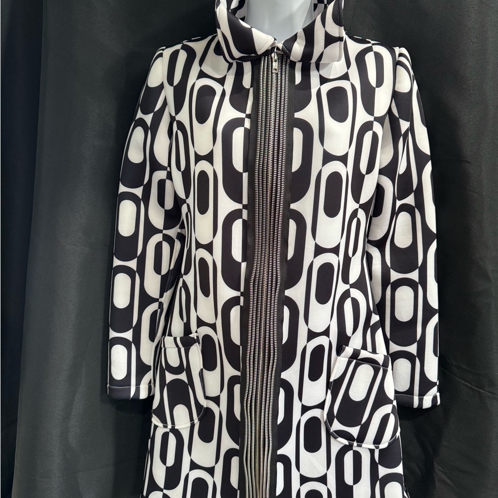 Sohung Designs Handmade, Monochrome, Signature Zipper detail Tunic Dress/Jacket
